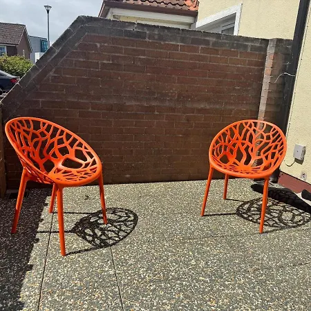 Apartment Ground Floor 2br Parking X 2 Train And Bus 5 Min Galway